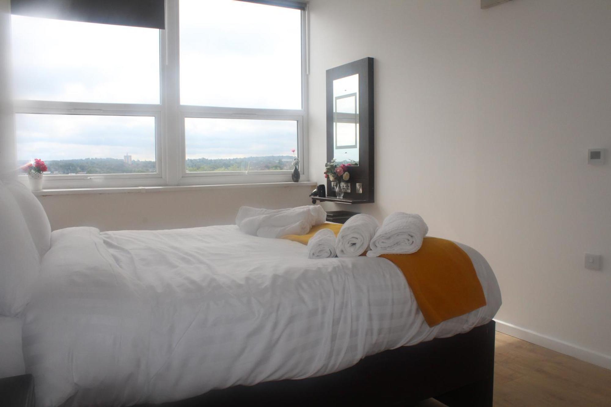Flat 405 One Bedroom Apartment Birmingham Exterior photo